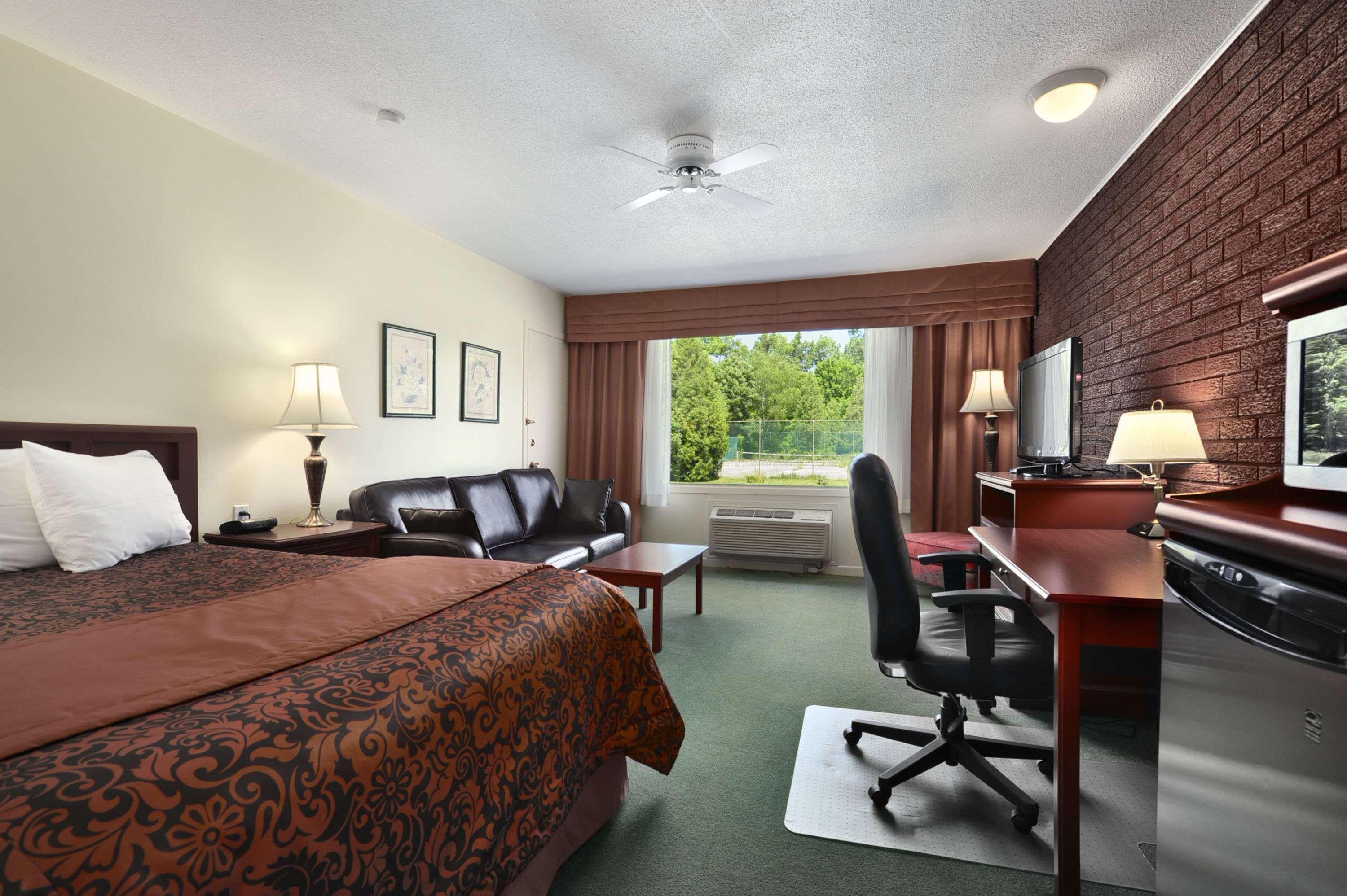 Travelodge By Wyndham Simcoe Dış mekan fotoğraf